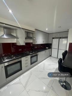 undefined, High Street, Langley, Slough, SL3