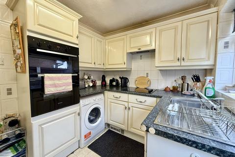 undefined, Ripon Close, Southport PR8
