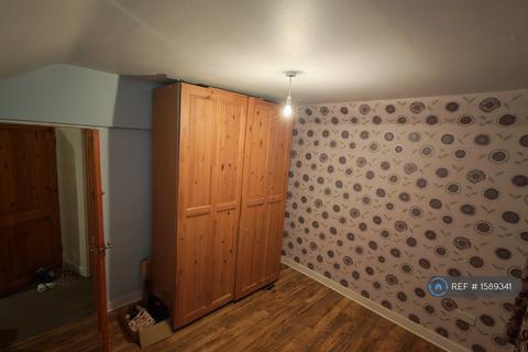 undefined, The Drive, Feltham, TW14