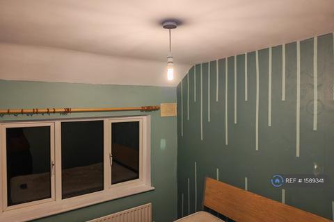 undefined, The Drive, Feltham, TW14