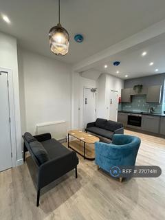 1 bedroom in a house share to rent, Ash Street, Huddersfield, HD1