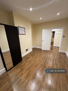 undefined, Melfort Road, Croydon, CR7