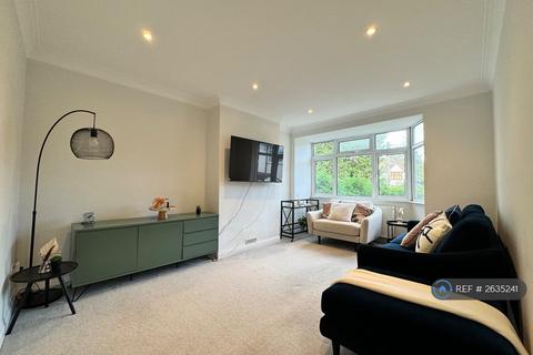 undefined, Grosvenor Road, London, N3
