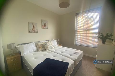 2 bedroom flat to rent, Grange House, Darlington, DL1