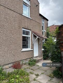 3 bedroom penthouse to rent, Meadow Street, Hyde, SK14