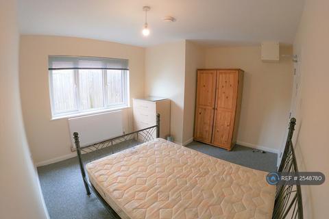1 bedroom in a house share to rent, Tower Road, Ware, SG12