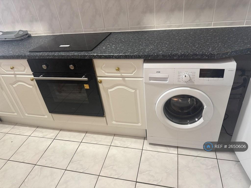 Kitchen 2