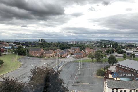 2 bedroom flat to rent, Castle Court, Dudley, DY2