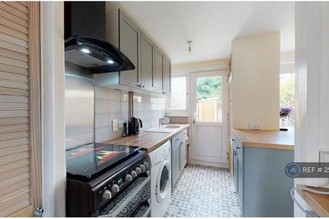 1 bedroom in a house share to rent, York Road, Canterbury, CT1