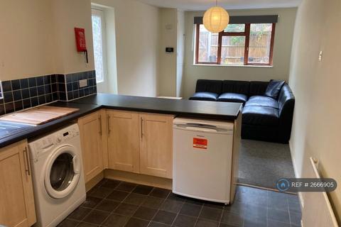 undefined, Milton Road, Southampton, SO15