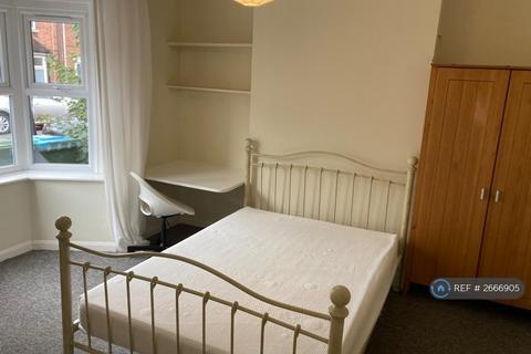 undefined, Milton Road, Southampton, SO15