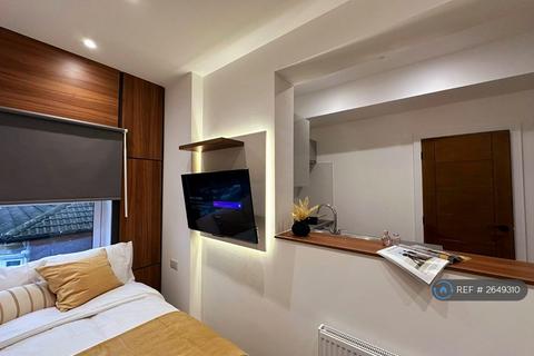 Studio to rent, Deluxe, Derby, DE1