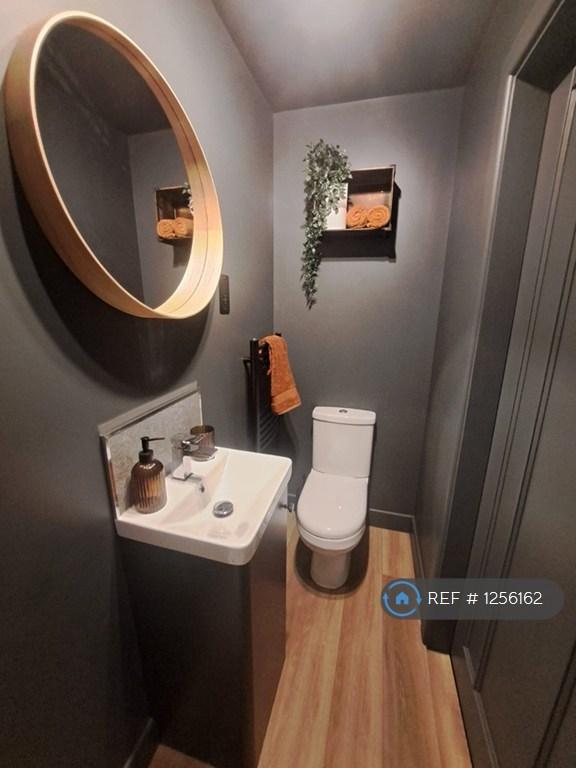 Ensuite
