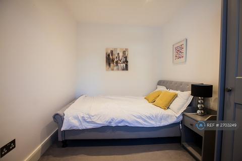 undefined, Warwick Grove, Surbiton, KT5