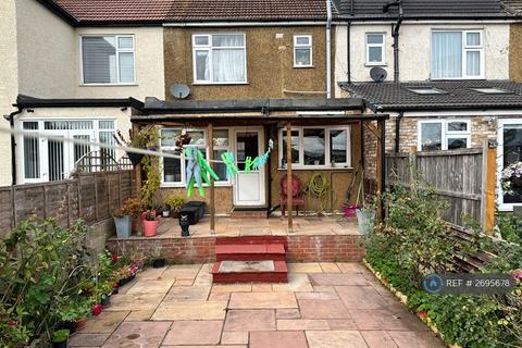 undefined, Newcastle Avenue, Ilford, IG6