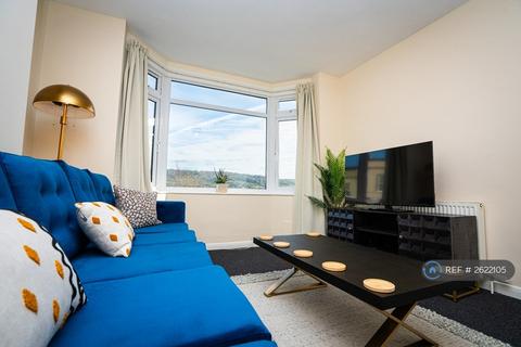 4 bedroom semi-detached house to rent, Highbury Villas, Bath, BA1