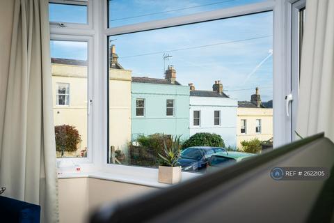 4 bedroom semi-detached house to rent, Highbury Villas, Bath, BA1