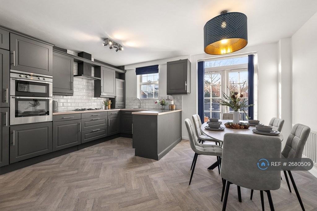 Kitchen / Diner