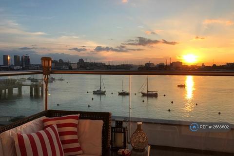 2 bedroom flat to rent, Barge Walk, London, SE10
