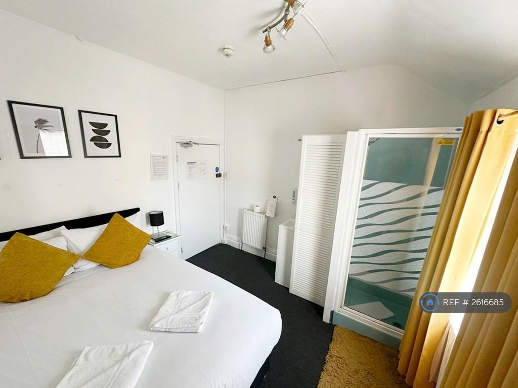 Double Room Single Occupancy