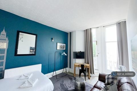 1 bedroom in a house share to rent, Grand Parade, Brighton, BN2