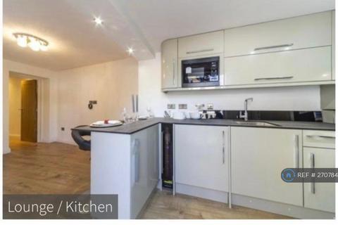 2 bedroom flat to rent, Oval Road, East Croydon, CR0