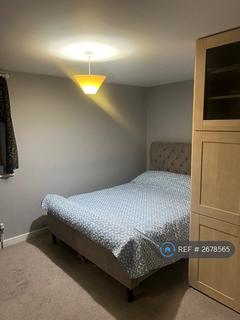 1 bedroom flat to rent, Langley House, London, W2