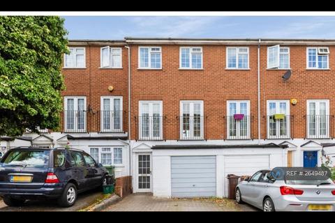 undefined, St. James Road, Sutton, SM1