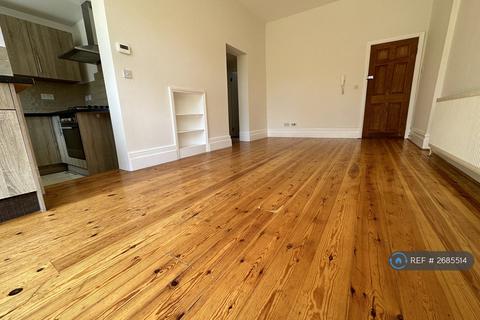 1 bedroom flat to rent, Muswell Hill, London, N10