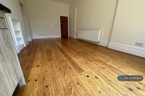 1 bedroom flat to rent, Muswell Hill, London, N10