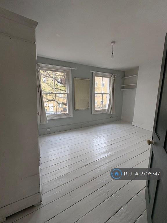 Middle Floor Bedroom