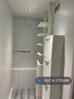 undefined, Manor Waye, Uxbridge, UB8