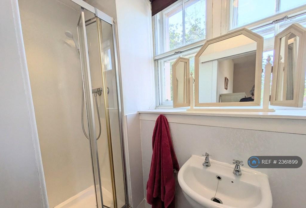 £680 Room Ensuite