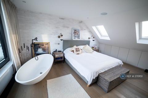 undefined, Thurleston Avenue, Morden, SM4