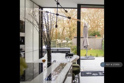 undefined, Thurleston Avenue, Morden, SM4