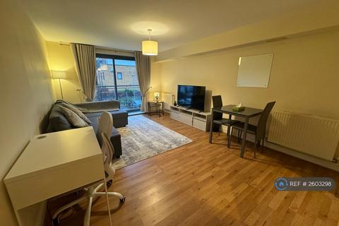 1 bedroom flat to rent, City Gate House, Ilford, IG2