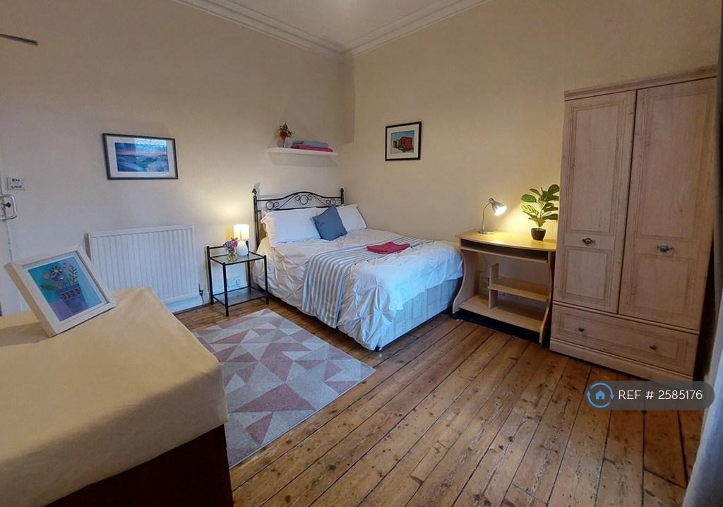 Double Room - £620/Mo Inc Bills