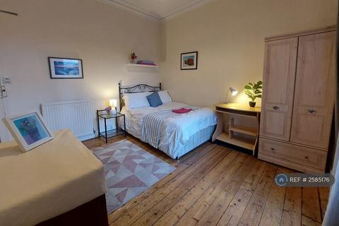 undefined, Queen Street, Dumfries, DG1