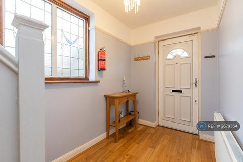 undefined, Pymmes Green Road, London, N11