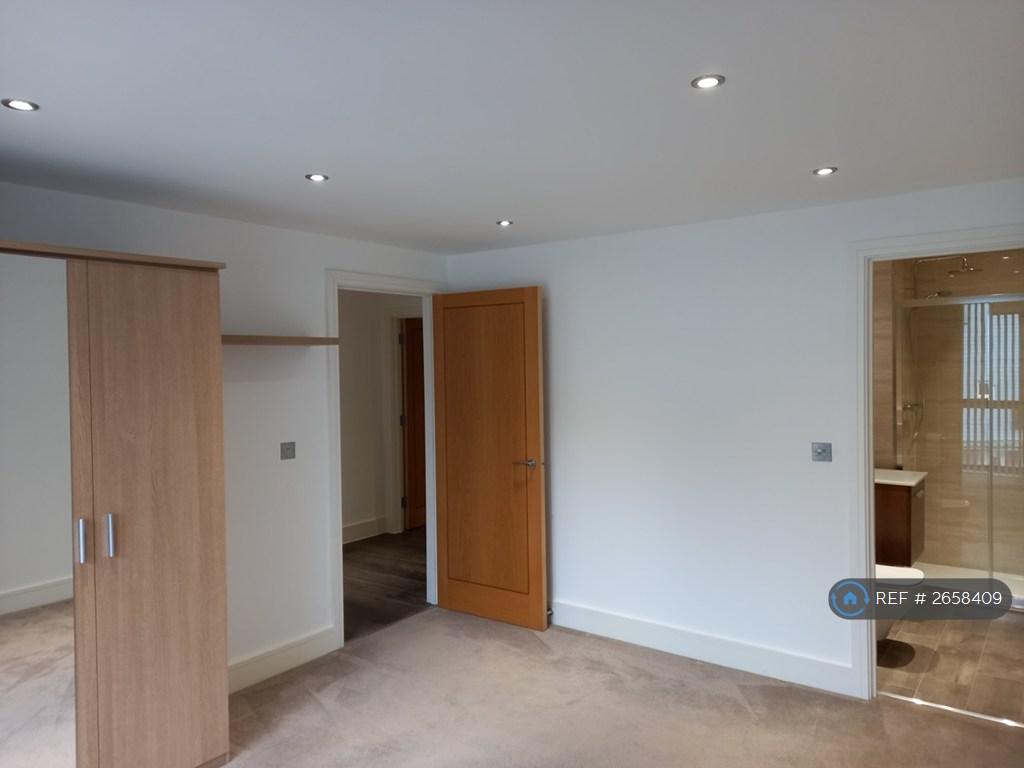 Master Bedroom 2