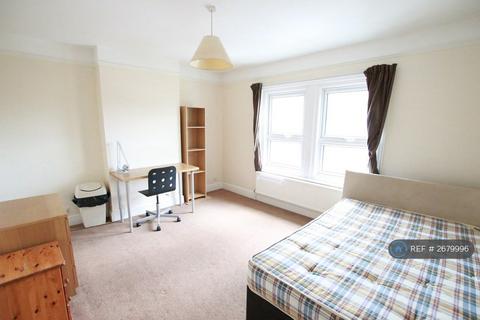 undefined, St. Peters Road, Reading, RG6