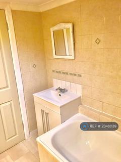 4 bedroom semi-detached house to rent, Middle Street, Southampton, SO14