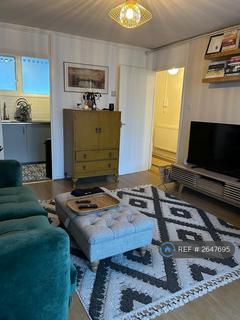 1 bedroom flat to rent, Prague Place, London, SW2