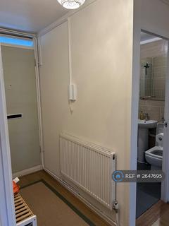 1 bedroom flat to rent, Prague Place, London, SW2