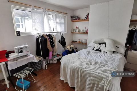 5 bedroom terraced house to rent, Islingword Street, Brighton, BN2