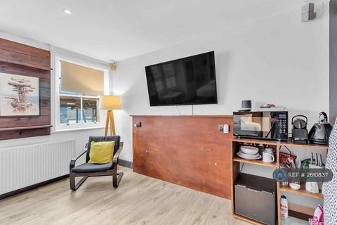 undefined, Grafton Street, Brighton, BN2