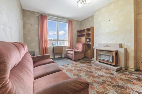 undefined, Cumbernauld Road, Riddrie, G33 2AA