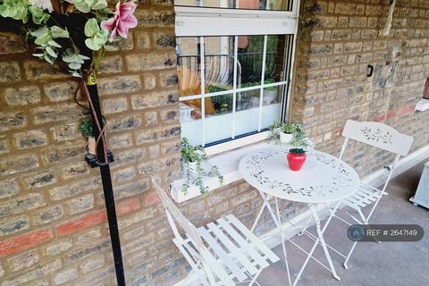 undefined, Ebury Bridge Road, London, SW1W