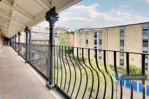 undefined, Ebury Bridge Road, London, SW1W