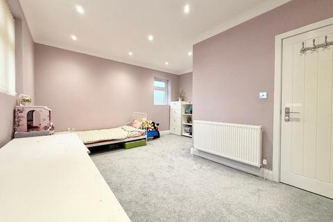 undefined, Manton Drive, Old Bedford Road Area, Luton, Bedfordshire, LU2 7DL